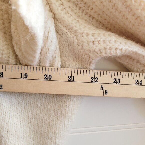 Wild Fable Sweater Womens Large Cream Ruffle Front Cropped Pullover Cozy Soft - Picture 4 of 8
